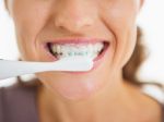 Väčšina ľudí si zuby nečistí správne
