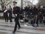 Britská polícia potvrdila štyroch mŕtvych a 29 zranených, uskutočnila 6 záťahov