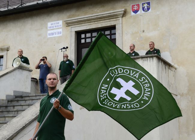 MAĎARIČ: ĽSNS je nepriateľ Slovenska, krajinu ťahá do zlých vôd