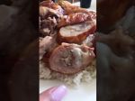 Video: Žena si objednala pečené kurča. To, čo dostala, ju znechutilo