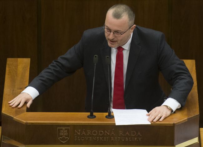 Krajniak: Rezort práce má už dávno dôkazy, že Čistý deň je čistý hnus