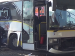 Video: Zrážka električky s autobusom si vyžiadala 15 zranených