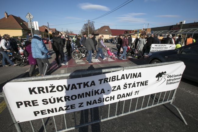 Štát pripravuje najväčšiu čiernu stavbu na Slovensku pre súkromnú firmu, tvrdia aktivisti