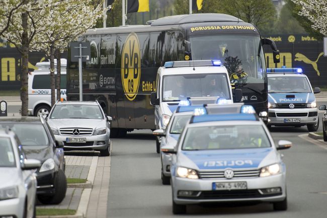 Podozrivým z útoku na autobus Borussie je islamista z Iraku