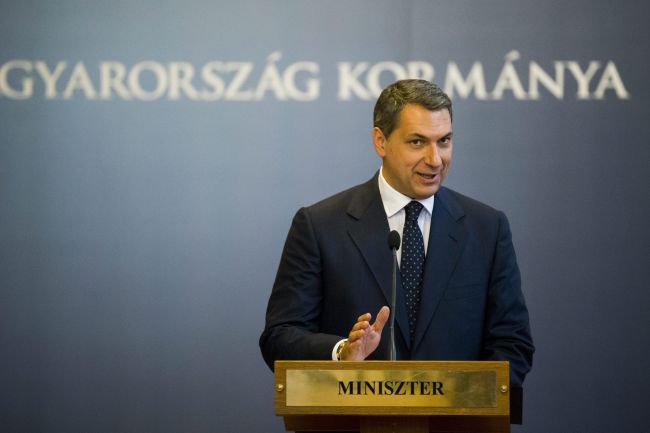 Šéf úradu maďarskej vlády: Nechceme vystúpiť z EÚ, chceme ju pretvoriť