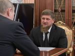 Kremeľ dôveruje tvrdeniam čečenských predstaviteľov o situácii gejov