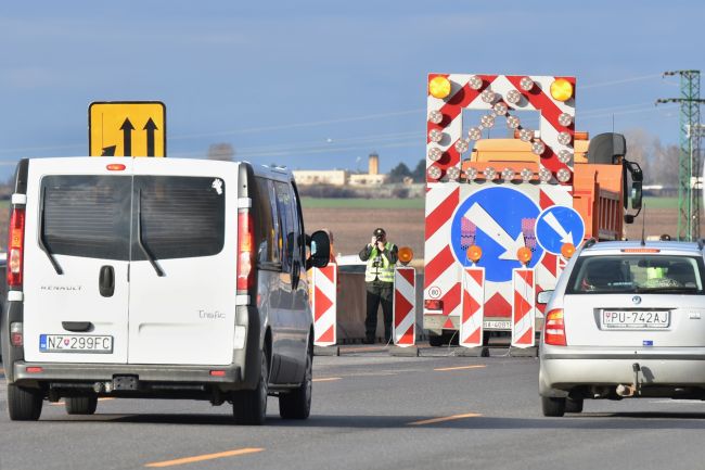 Počas víkendu uzavrú úsek diaľnice D1 medzi Bratislavou a Trnavou