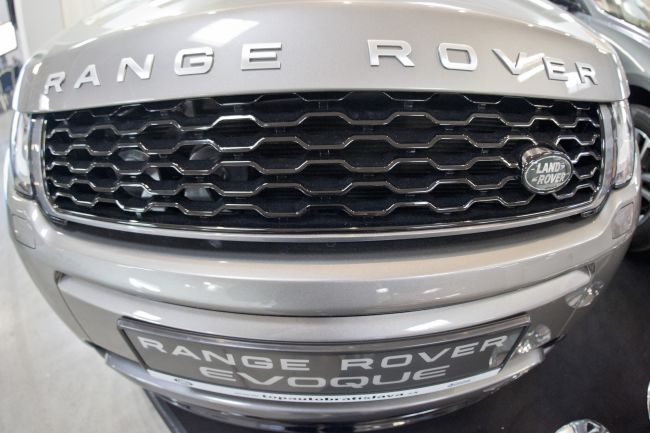 Jaguar Land Rover spustil svoj prvý trainee program na Slovensku