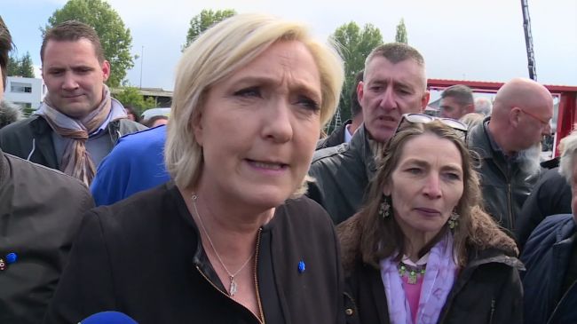 Le Penová odsúdila popieračov holokaustu