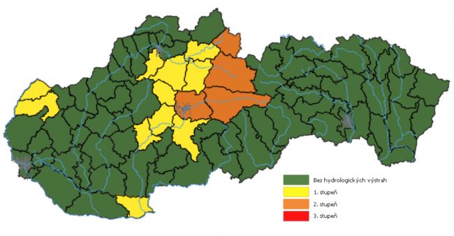 Na severnom i strednom Slovensku stále hrozia záplavy