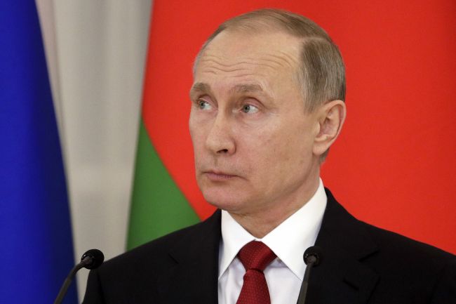Putin a Trump budú dnes viesť telefonický rozhovor