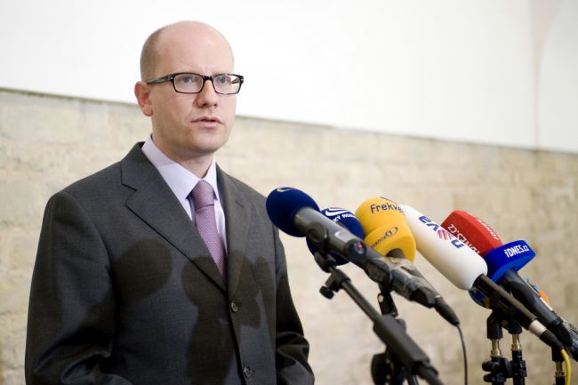Sobotka oznámil, že vláda podá demisiu