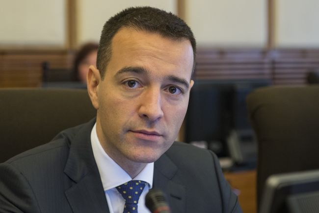 Drucker predložil návrh na desaťeurový poplatok na urgente v nemocniciach