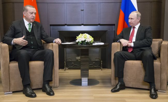 Putin privítal v Soči tureckého lídra Erdogana na rozhovoroch o Sýrii