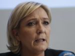 Hollande: Televízna debata ukázala, že Le Penovej program je nebezpečný