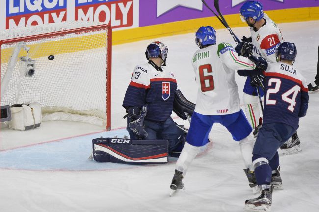 Slovensko v úvodnom zápase zdolalo Taliansko 3:2