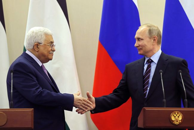 Putin: Budeme naďalej pomáhať obnoviť dialóg medzi Palestínou a Izraelom