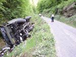 Po nehode vojenskej Tatry je naďalej hospitalizovaných deväť vojakov