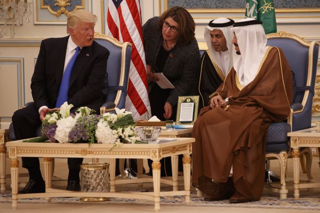 USA a Saudská Arábia sa dohodli na zbrojnom obchode za 110 miliárd dolárov