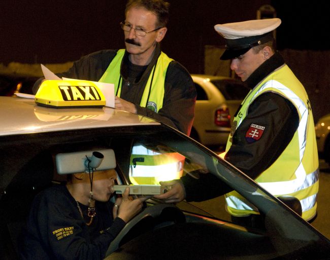 Polícia vykonala kontroly taxislužieb v hlavnom meste. Takto dopadli