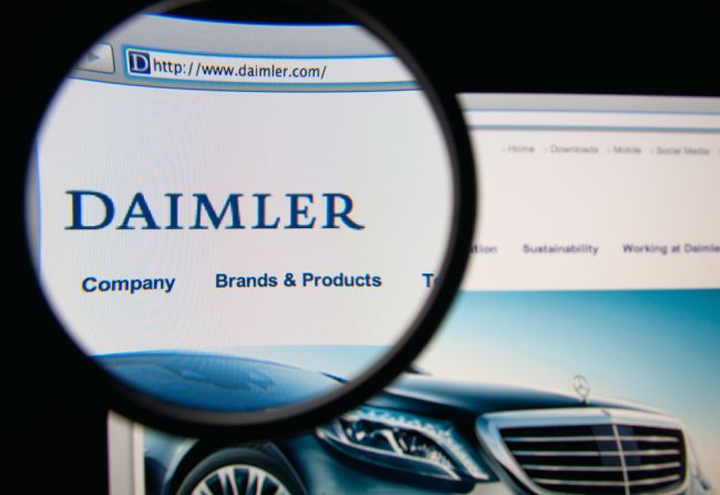 V priestoroch Daimleru boli razie