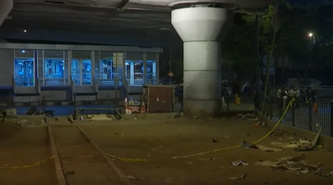 Video: Pri útoku v Jakarte zahynuli traja policajti, 10 ľudí sa zranilo