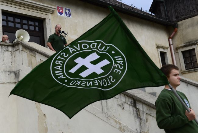 KDH: V Banskej Bystrici nám odmietli uverejniť bilbord, zrejme sa boja ĽSNS