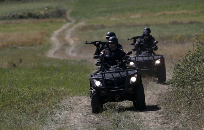 POLÍCIA: Pätnásť slovenských policajtov odišlo do Srbska chrániť hranicu