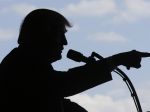 Železnica je podľa Trumpa pozostatkom z minulosti