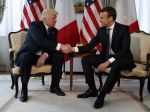Macron označil podanie si ruky s Trumpom za okamih pravdy