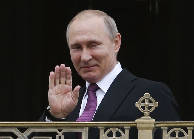 McCain: Putin predstavuje väčšiu hrozbu ako Islamský štát
