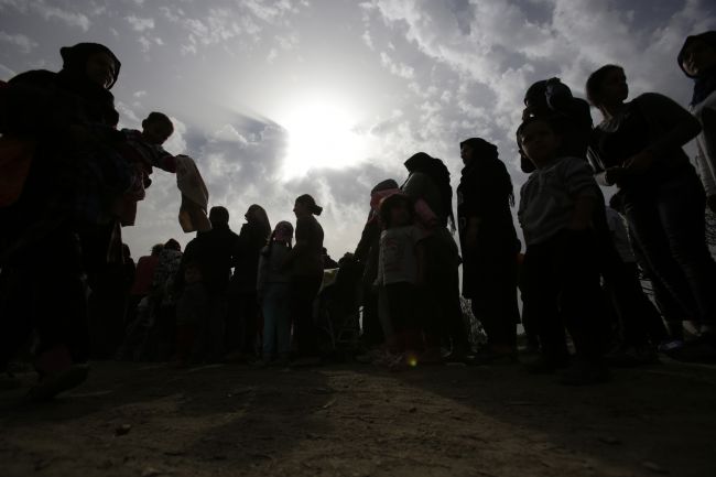V saharskej púšti zomrelo od smädu vyše 40 migrantov