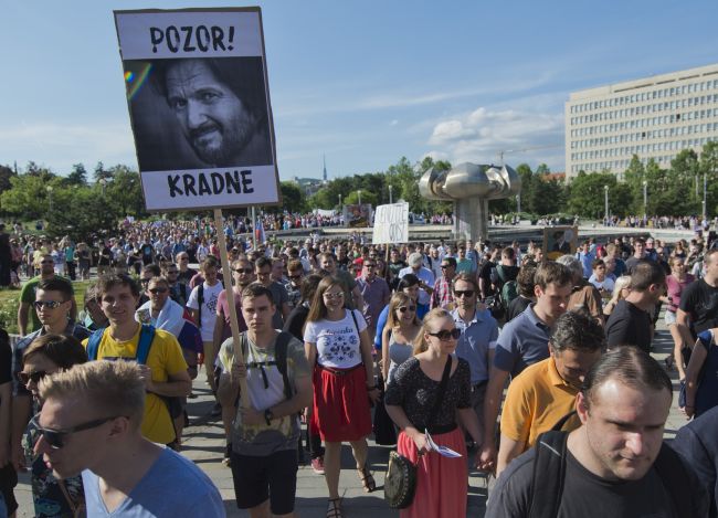 V Bratislave sa uskutočnil druhý veľký protikorupčný pochod