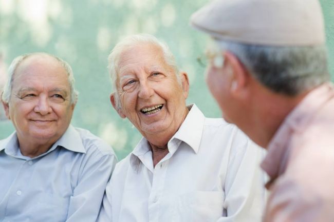 Viete, ktorí muži sa dožívajú najvyššieho veku?