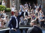 V prvom kole parlamentných volieb zvíťazilo Macronovo hnutie