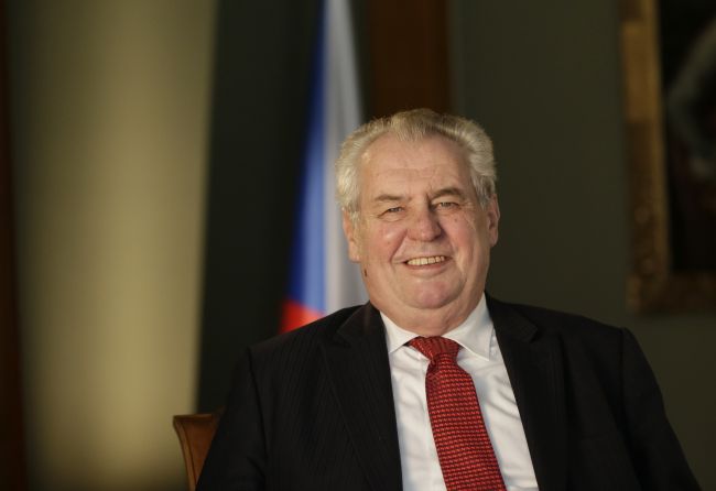 Zeman: Nech je budúcim predsedom ČSSD ktokoľvek, len nie Sobotka