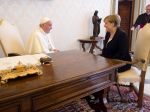 František sa zhováral s Merkelovou o chudobe v Afrike a ochrane klímy