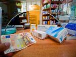 Zdravotné poisťovne posielajú naspäť doplatky za lieky