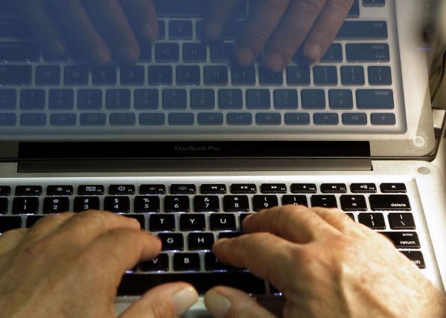 Počítačovú sieť britského parlamentu napadli hackeri