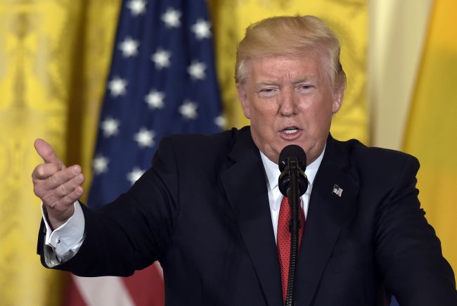 USA: Republikáni v Senáte odložili hlasovanie o zdravotnej reforme