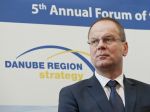 Eurokomisár Navracsics kritizoval rétoriku Orbánovej vlády v otázke migrácie
