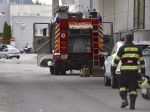 25 hasičov zasahuje pri požiari v Bratislave