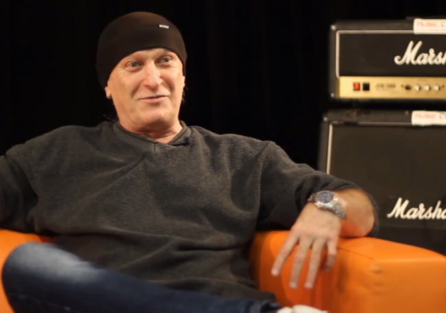 SMUTNÁ SPRÁVA: Zomrel gitarista Žlutého psa Zdeněk Juračka