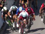 Video: Hromadný pád cyklistov v závere 4. etapy TdF