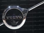 Švédske Volvo končí s autami s výhradne spaľovacími motormi