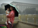Záplavy a zosuvy pôdy v Číne si vyžiadali desiatky mŕtvych