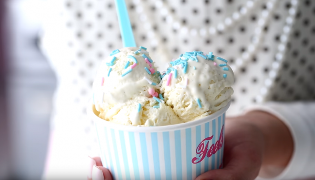Videorecept: Vanilkovú zmrzlinu zvládnete pripraviť jednoducho aj doma z 3 surovín