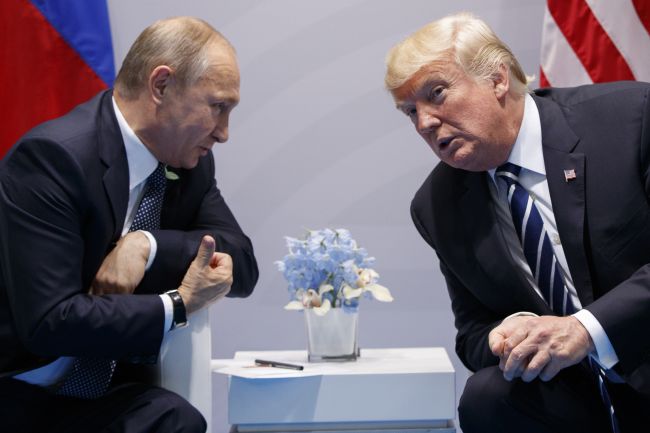 Putin uisťoval Trumpa, že Rusko nezasahovalo do volieb v USA