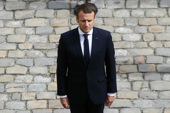 Macron chce presvedčiť Trumpa, aby sa vrátil ku klimatickej dohode