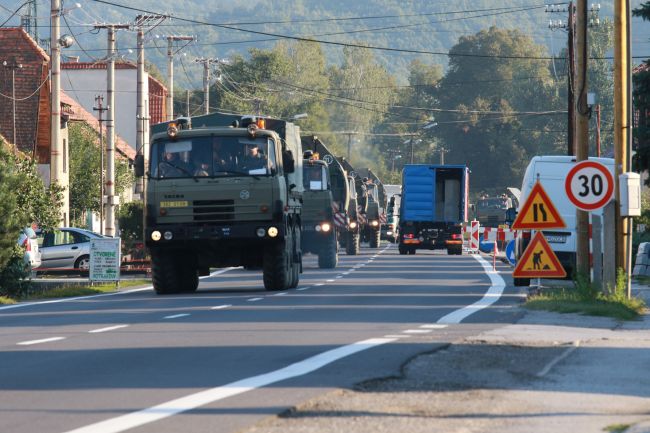 Cez územie Slovenska sa bude počas týždňa presúvať vojenská technika